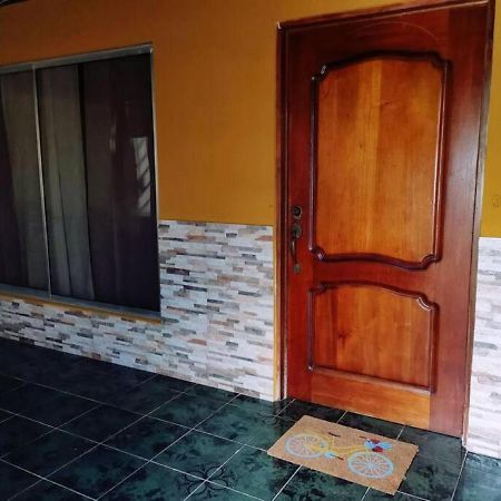 Casa Kros Quepos Zewnętrze zdjęcie