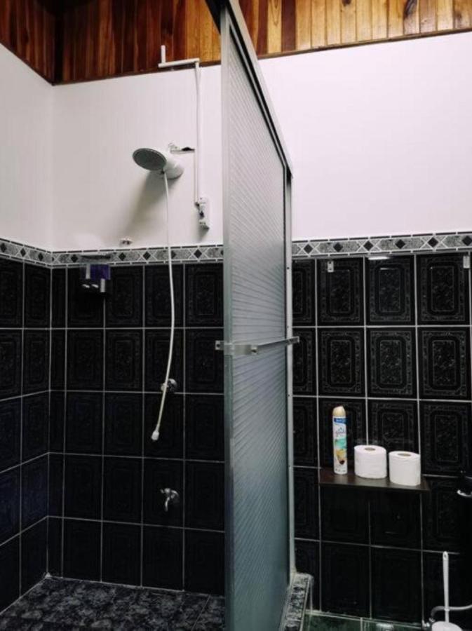 Casa Kros Quepos Zewnętrze zdjęcie