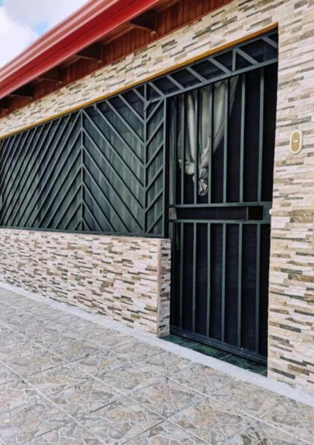 Casa Kros Quepos Zewnętrze zdjęcie
